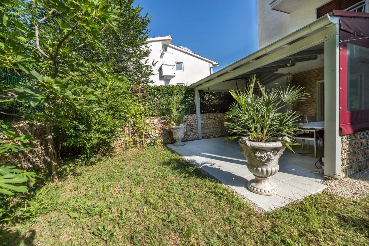 Apartment Pavic Garden باشْكا المظهر الخارجي الصورة
