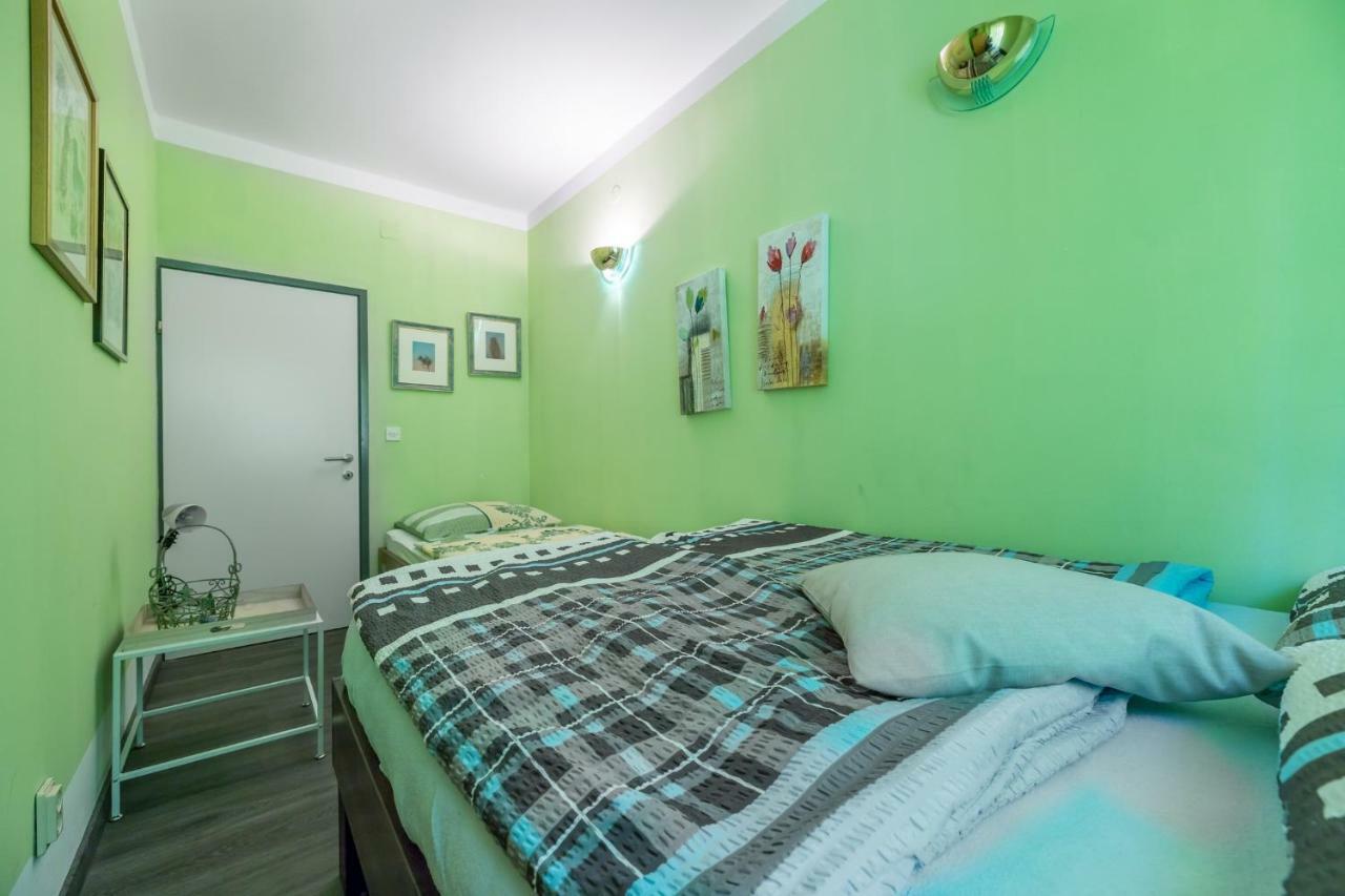 Apartment Pavic Garden باشْكا المظهر الخارجي الصورة